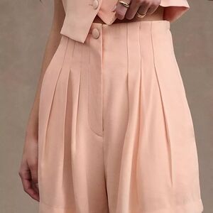 💖💖 NWOT Anthro Sabina Musayev Admon Pleated Shorts Size XL